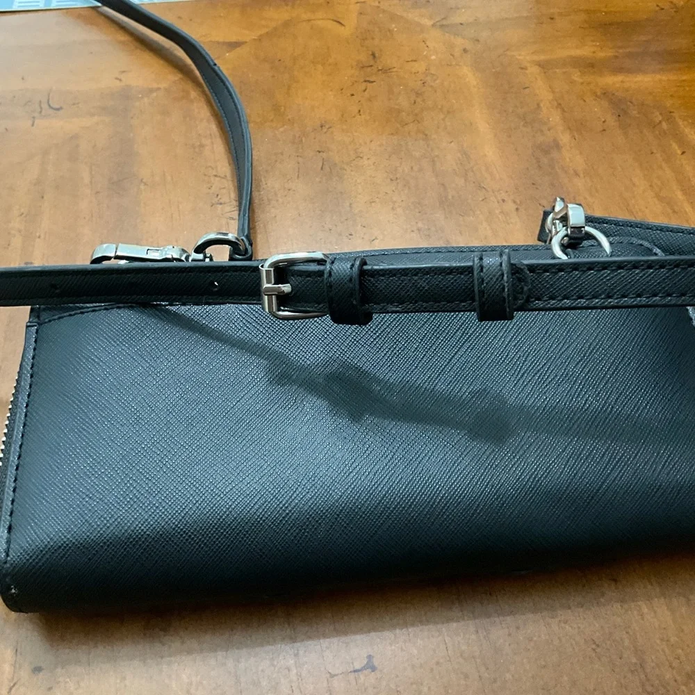 Preloved Karl Lagerfeld Crossbody Wallet - Picture 4 of 4